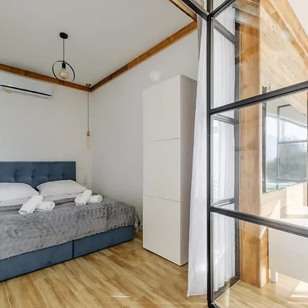 Mountain Base - Widokowe Jacuzzi