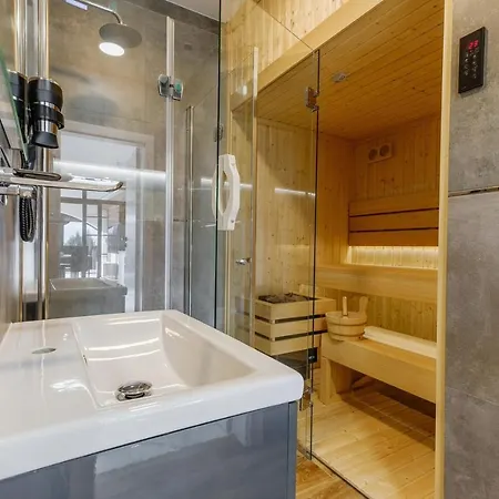 Mountain Base - Widokowe Jacuzzi アパート